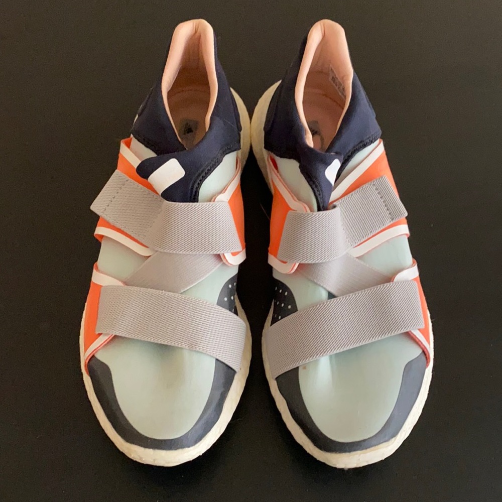 EUC Stella McCartney sneakers!